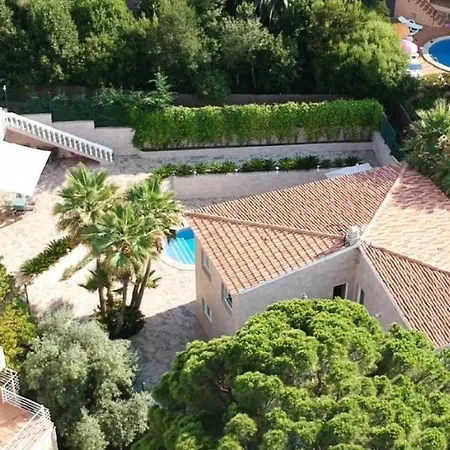 Luxury - Private And Pool - *